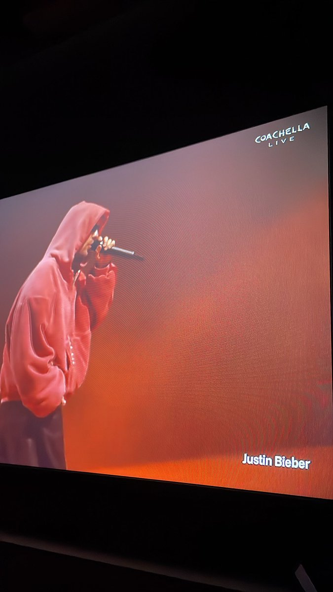 miren que hermoso es aaaa #justinbieber #bieberchella #coachella