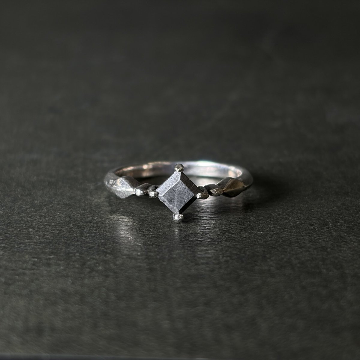 【隕石屋】METEOS(メテオス) tweet media