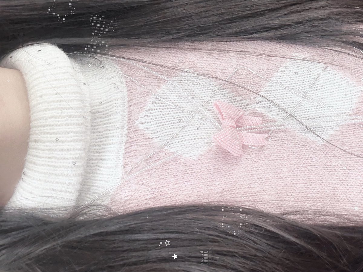 #단순선물

ଘ( ੭⁰̷̴͈ ᵕ ˘͈)੭* ✩

제가 너무너무 좋아하는 브랜드 “ 스윙셋 ” 
에서 선물을 보내주셨어요 ... ˖ ࣪⊹ 

아일릿 코디템으로 브랜드를 처음으로 알게 되고 난 후 영아트 키디도 들어와서 정말 관심 갖고 후원도 참여하고 공홈 구매도 하며 좋아하게 됐는데 이렇게 선물을 받을 수 있다니