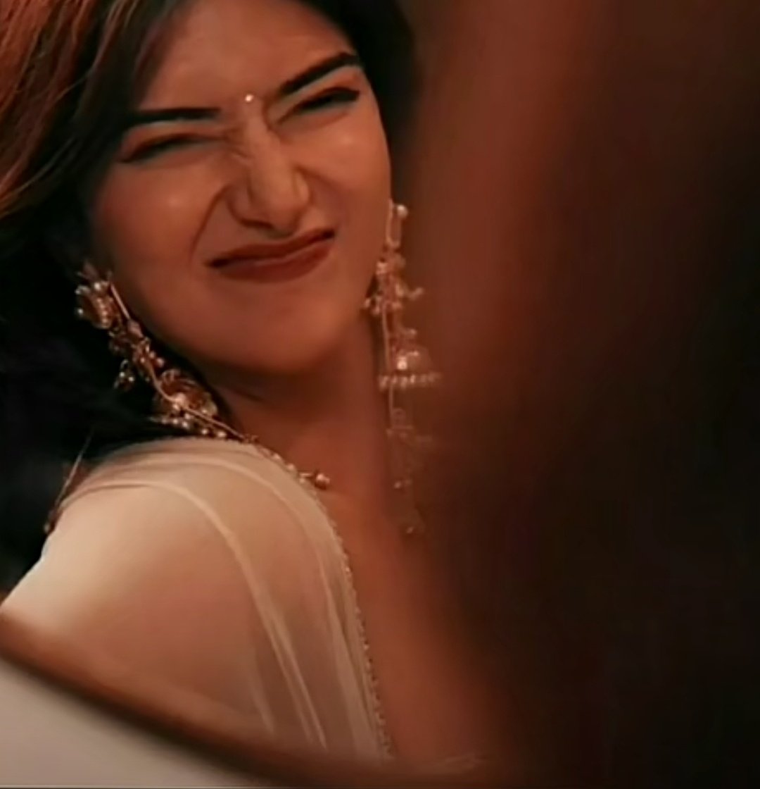 𝐕ᴀɴʏᴀ ✨🪄....... tweet media