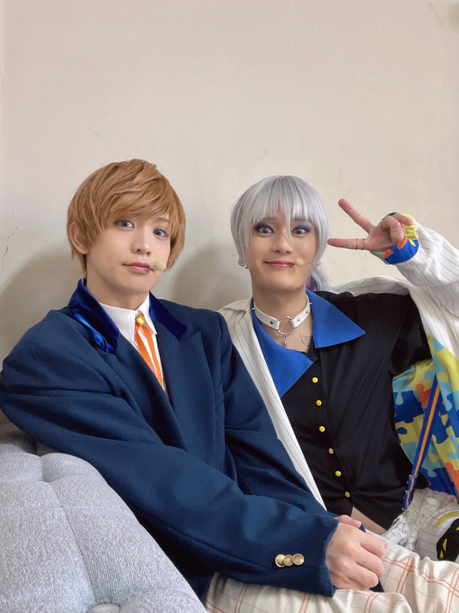 輝山 立 tweet media