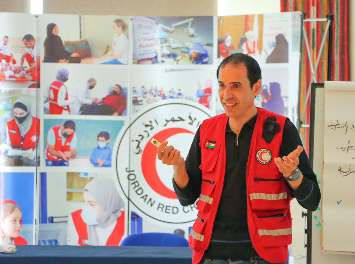 _JNRCS's tweet photo. اختتم @_JNRCS دورة إعداد المدربين (TOT) التي عقدت لمدة أربعة أيام بمشاركة عدد من متطوعي المركز الرئيسي و فروع الهلال الأحمر الأردني بمحافظات #البلقاء، #مأدبا، و #العقبة. https://t.co/yT0e1nN5Ok