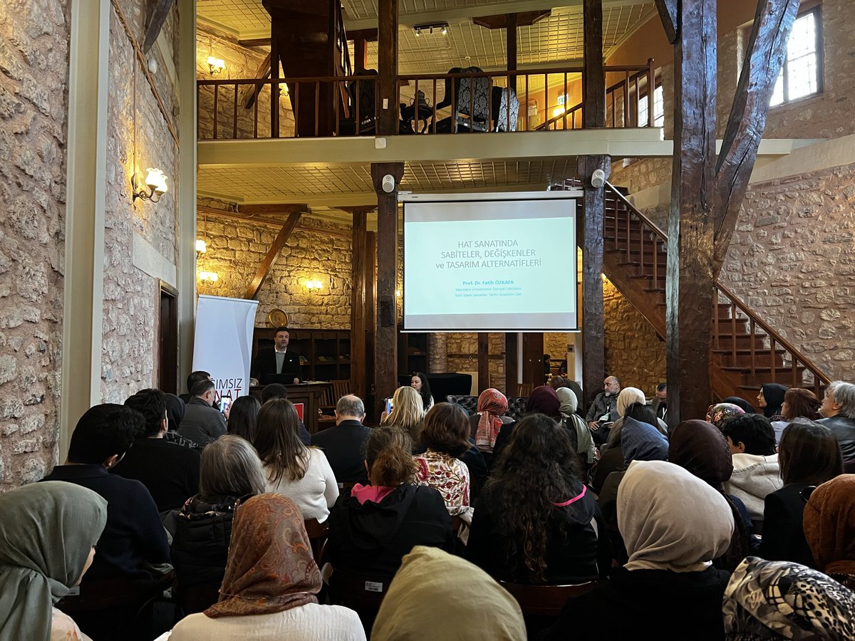 ahtemkutuphane's tweet photo. Doç.Dr.Tuğba Renkçi Taştan yönetiminde, Prof. Zeynep Sayın, Beral Madra, Prof. Ruhi Konak, Prof. Fatih Özkafa, Doç. Mustafa Uğur Karadeniz’in katılımıyla “Türk İslam Sanatlarında Estetik Kaygı ve Özgünlük: İslam Estetik Düşüncesi” programı gerçekleşti. https://t.co/gBl6v8IIDC