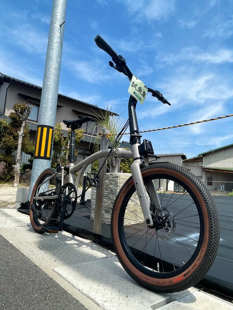 yzk_cycle's tweet image. 最近、毎週末何かしらの体調不良🤧

ようやく調子も戻ってきたので、ミニベロ試乗会へ🚲

これほど乗り比べられる機会は貴重なので、楽しかったです✨

#ミニベロ
#BROMPTON
#birdy