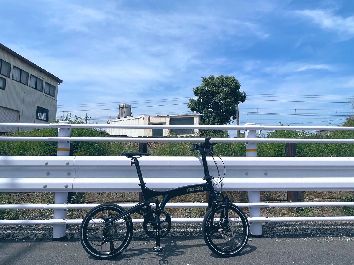 yzk_cycle's tweet image. 最近、毎週末何かしらの体調不良🤧

ようやく調子も戻ってきたので、ミニベロ試乗会へ🚲

これほど乗り比べられる機会は貴重なので、楽しかったです✨

#ミニベロ
#BROMPTON
#birdy