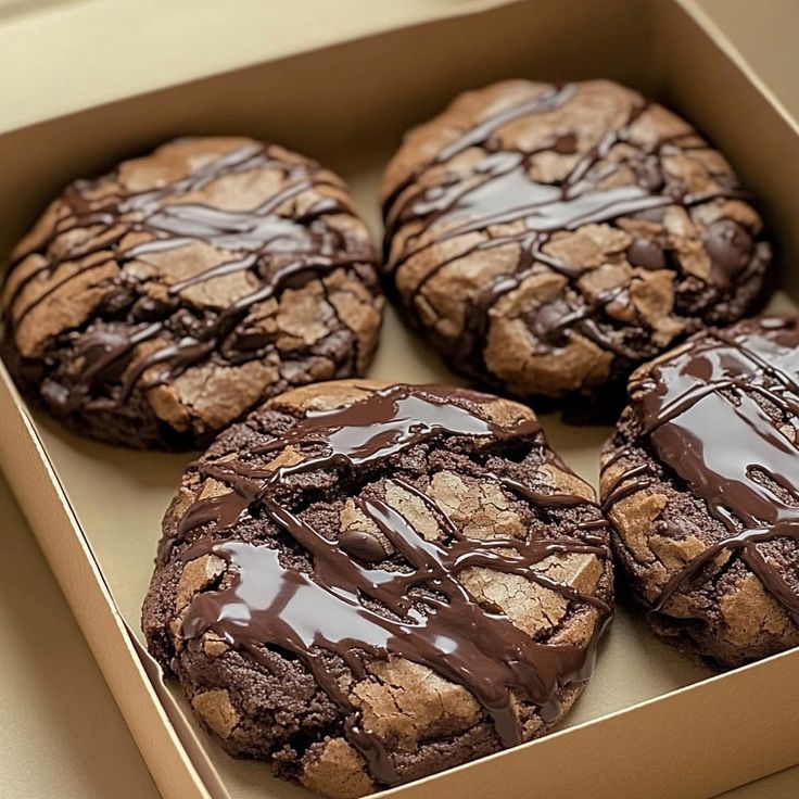 mediaDazzle12's tweet photo. Chocolate cookies 😎.... Eat or Skip? https://t.co/35rBuux2RI