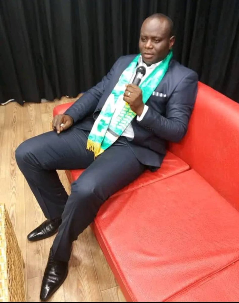 KitengieJacques's tweet photo. 🛑Derniers hommages au commando du CNC Willy Baswa Kundowa, ce dimanche 12avril, à Kin. Les lieutenants du #LeaderMajeur @Pius_Muabilu ainsi que la famille de l'illustre disparu se mobilisent à la morgue du camp Tshatshi, ce matin. L'Empereur Pius a rendu hommage à l'Aigle Baswa. https://t.co/EQHyUzvAil
