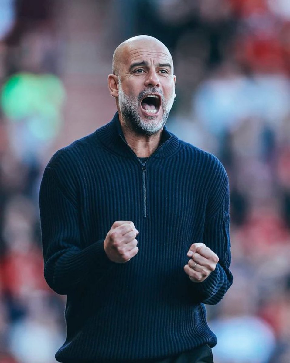 unitedFanJus's tweet image. Breaking 🚨💡
Interviewer: Pep, Chelsea first , then what? Pep: Then Burnley, Arsenal, everyone. All wins. Interviewer: Arsenal fans celebrating already? Pep: Let them celebrate now. We’ll celebrate in May. Properly. 😂🏆

 #ManCity #PepGuardiola #PLTitleRace #ChelseaVsCity.