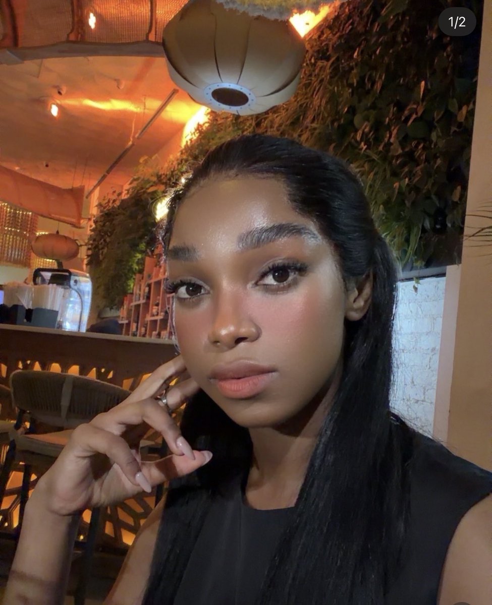 Sanquiz2gh__ tweet media