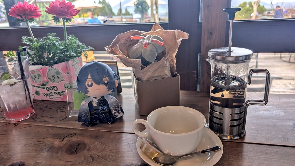 暁月-ｱｶﾂｷ-は仕事慣れるまで低浮上 tweet media