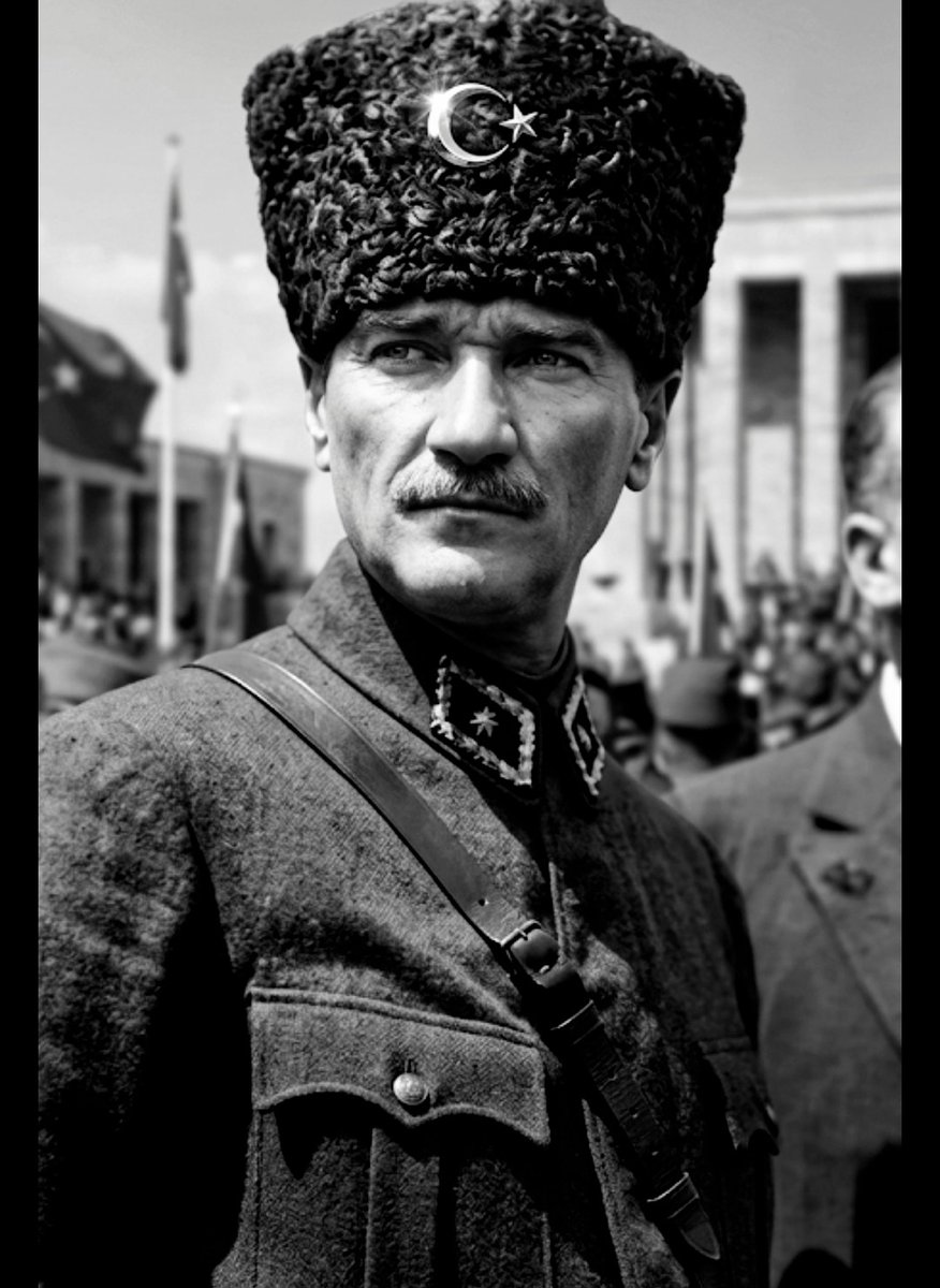 AsiLsiLe tweet media