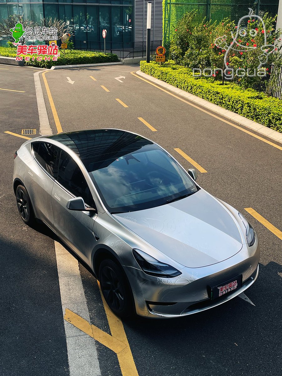 DONGGUAWrapArt's tweet photo. This Tesla Model Y isn’t glossy. It’s textured.
Alexander Silver embossed wrap.
3D preview before install.
Factory custom wraps.
Global shipping. US install available.
Would you try textured wraps?
#tesla #modely #carwrap #customcar #wrapdesign #usa https://t.co/2q2SO7wgD4