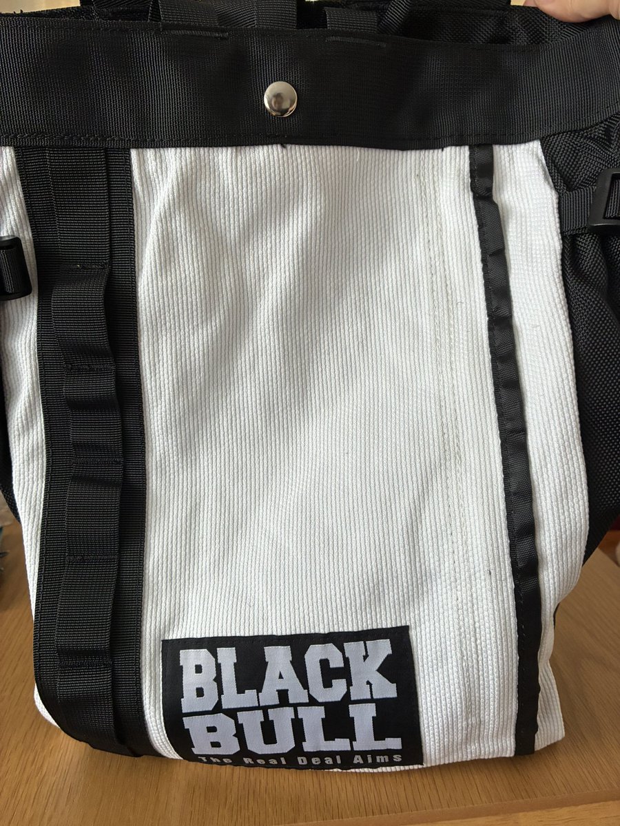 さなぴー🏳️🌈 tweet media