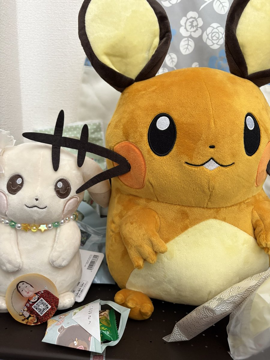 こすまる tweet media