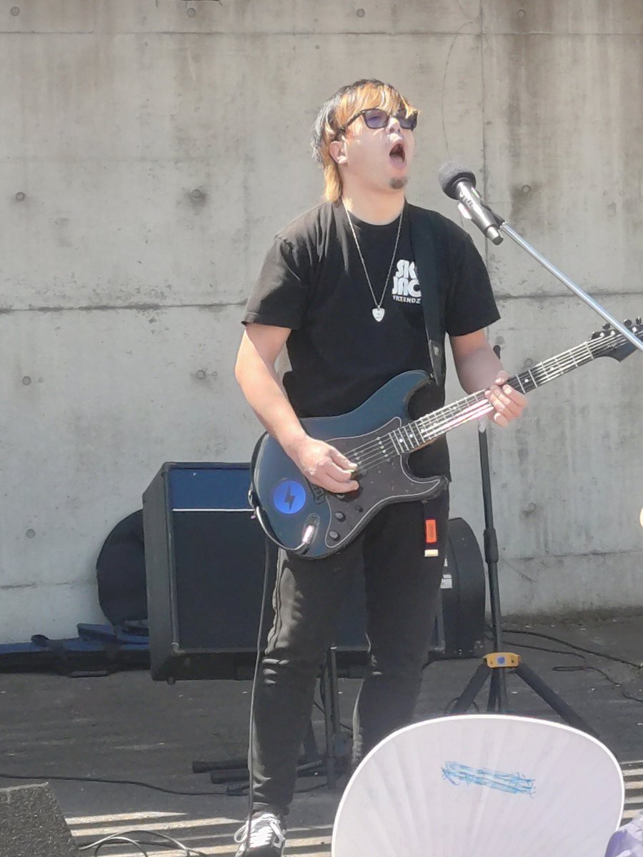 ナカ(なか) tweet media