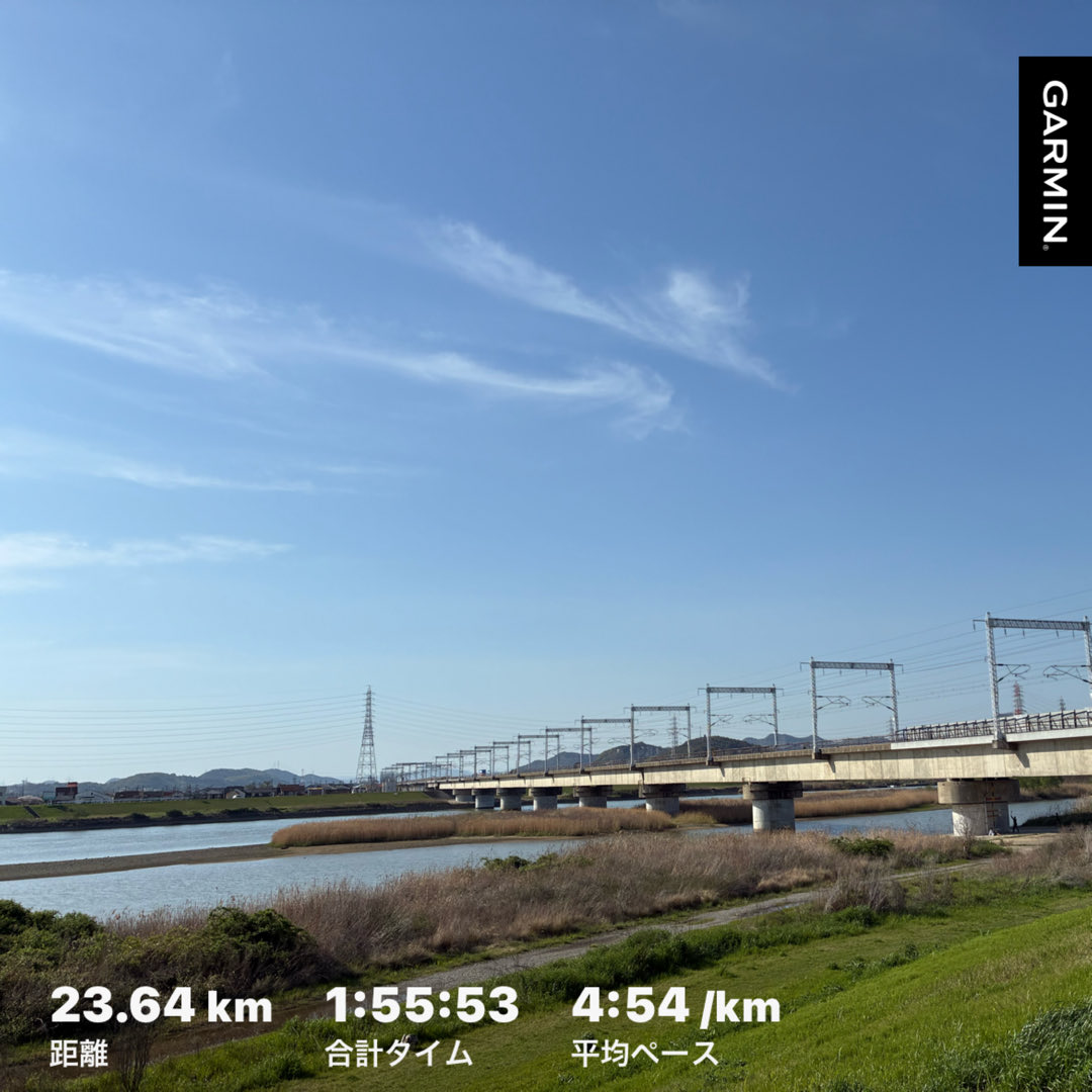 Tsan10runner's tweet photo. 昨日は河川敷をちょい長めの
ぐるぐる🌀ラン🏃
今日はゆるランでぼちぼちと🏃
午後は野球⚾️デイゲームで🍺
無理せずに走れる時に走れるだけ✌️

大会に出場された方みなさん
お疲れ様でした。 https://t.co/K2J8yCBwe0
