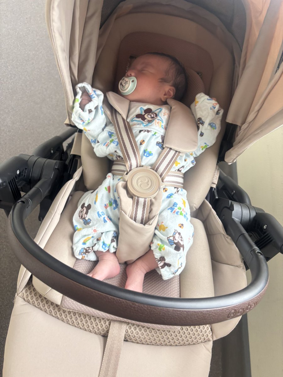 さむ45歳で脳出血片麻痺 tweet media