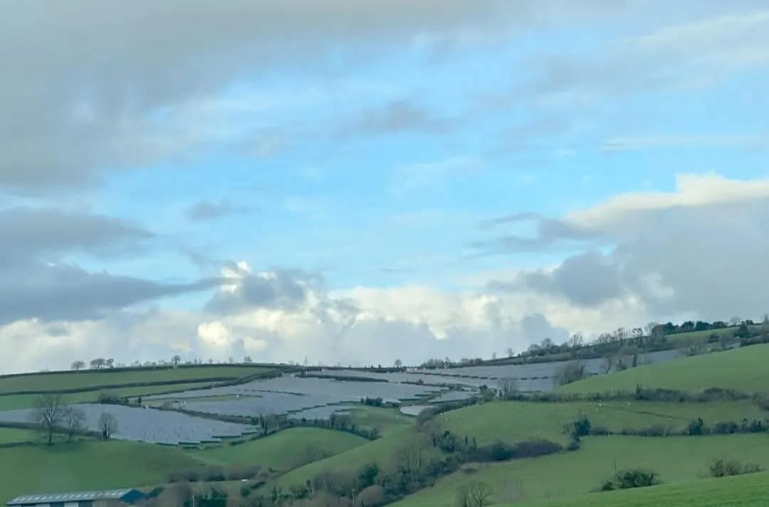 debbimayhew's tweet photo. @NoFarmsNoFoods This is a new one in Torquay, in a beautiful valley that now looks shit. https://t.co/kzW1gh7IST