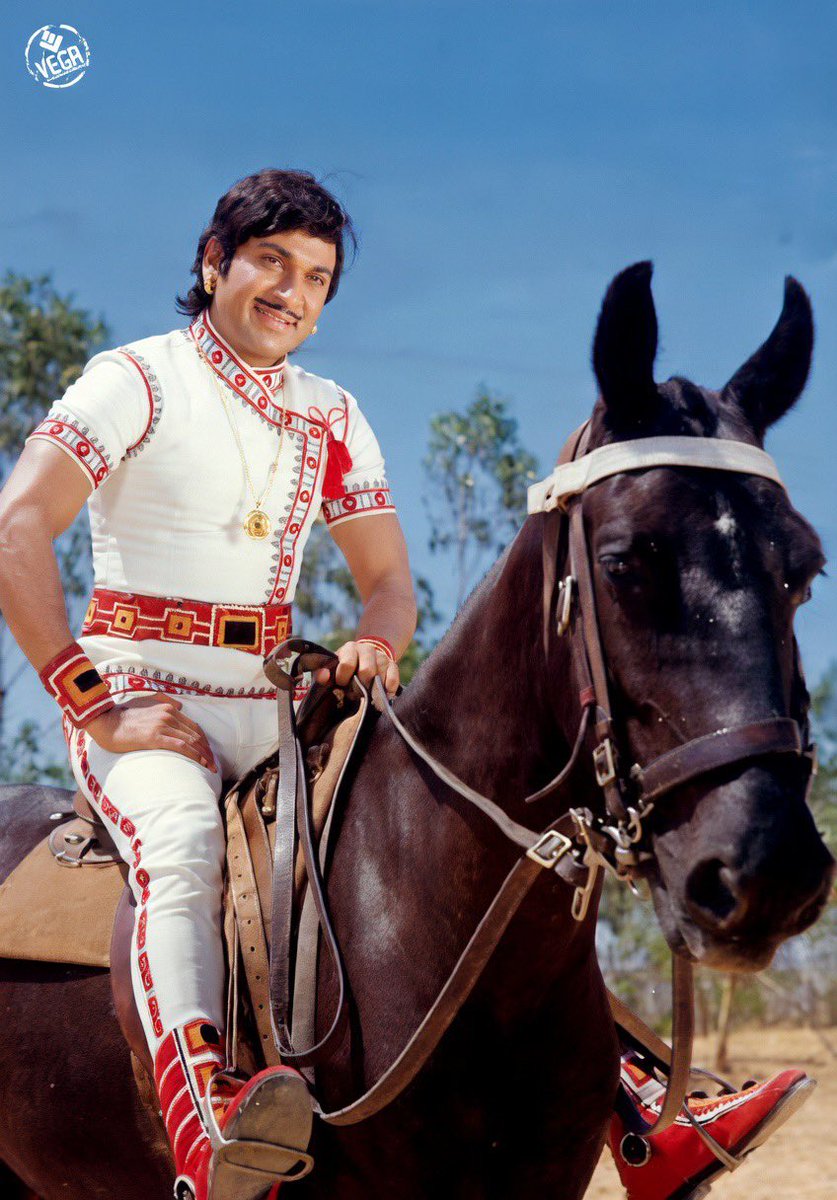 MrAnderson2025's tweet photo. Remembering the evergreen legend Dr Rajkumar today 🙏🏽
A true icon of Indian cinema 🤍

#DrRajkumar #Legend #KannadaCinema https://t.co/JesUjQpyaS