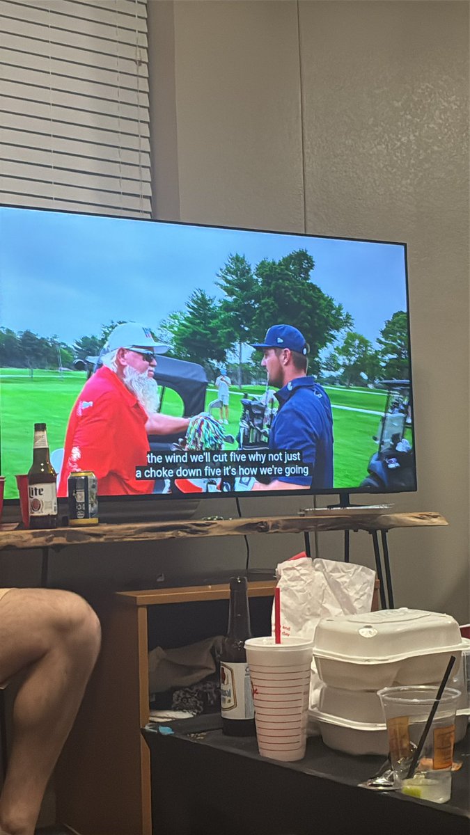 Hoochie Lee tweet media