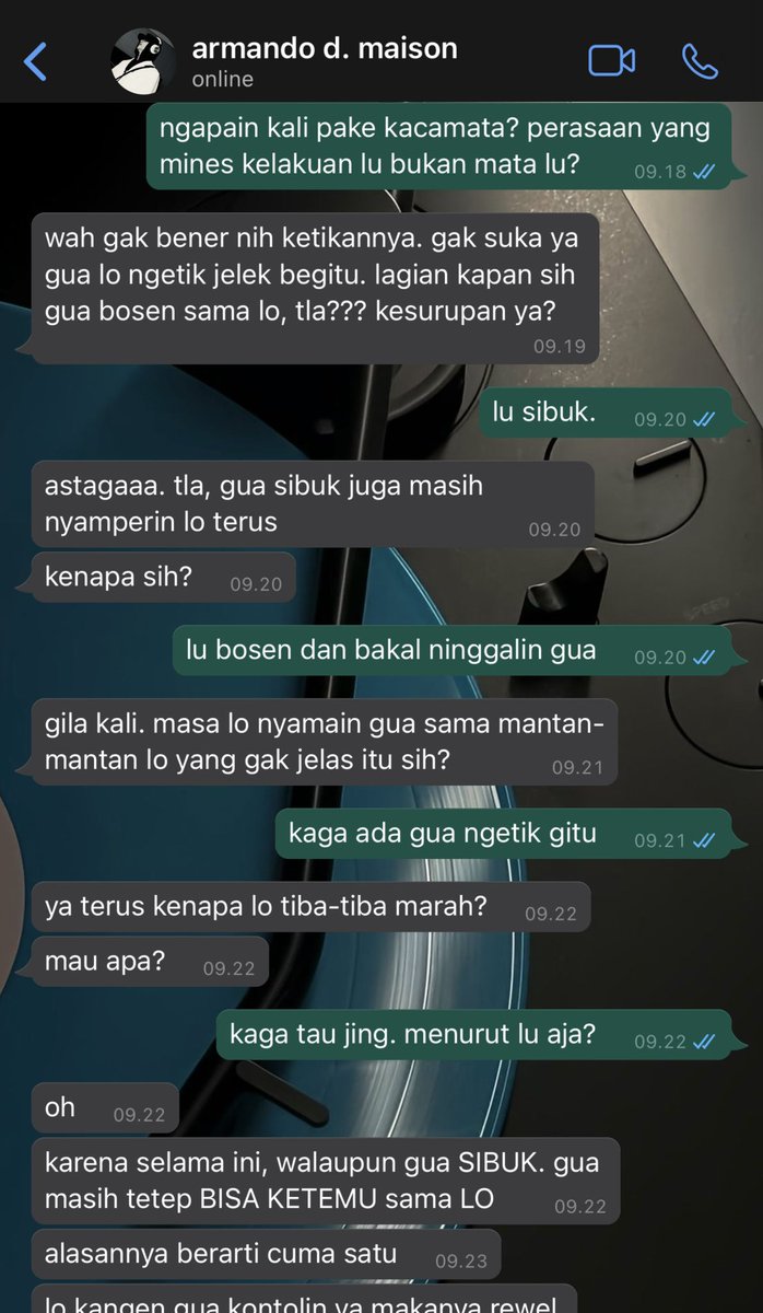 9906lee's tweet image. armando + atlantis = pasangan toxic ikon pergaulan bebas ibukota suka saling mancing emosi—tapi sama-sama sayang #inibeneran dan udah sampe di tahap obses...😅

markhyuck one tweet au, written by 9906lee.