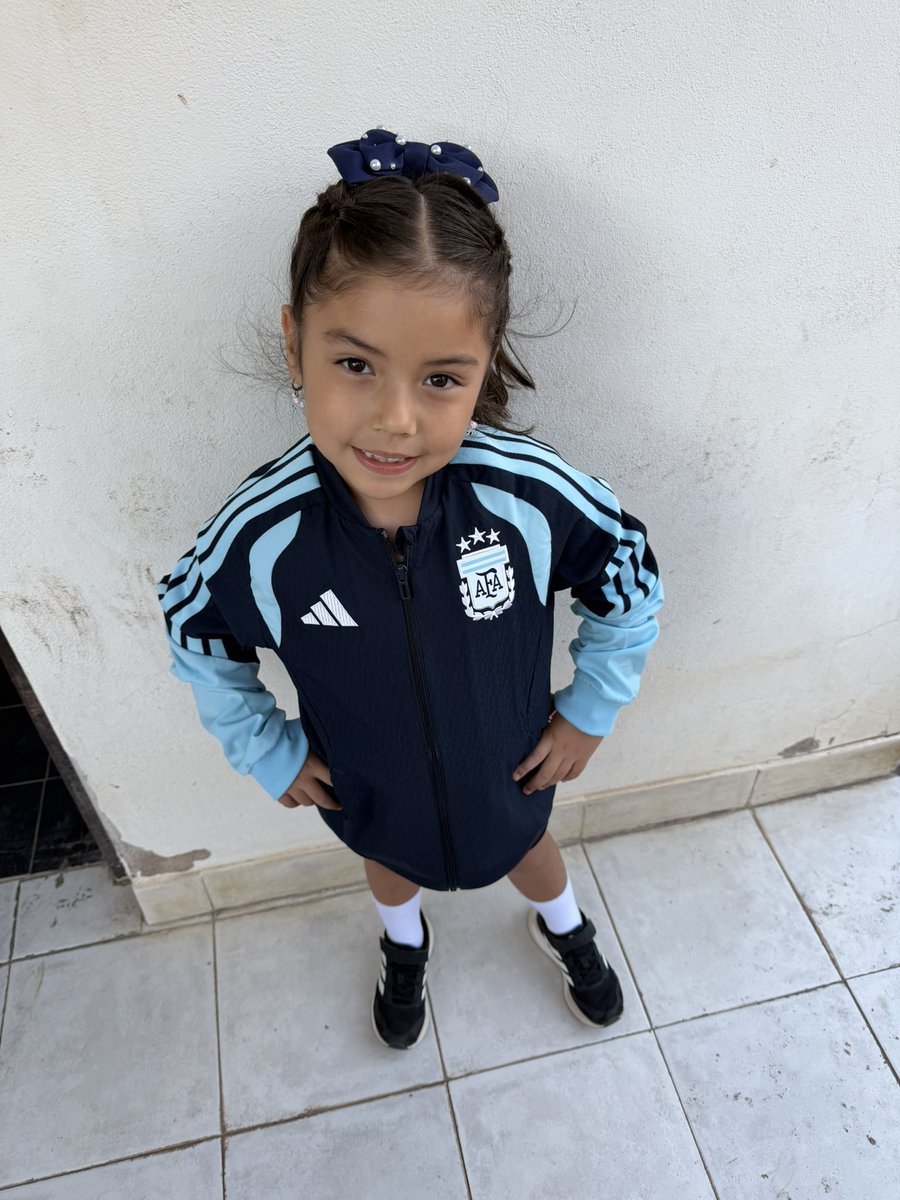 Luana ☆ tweet media