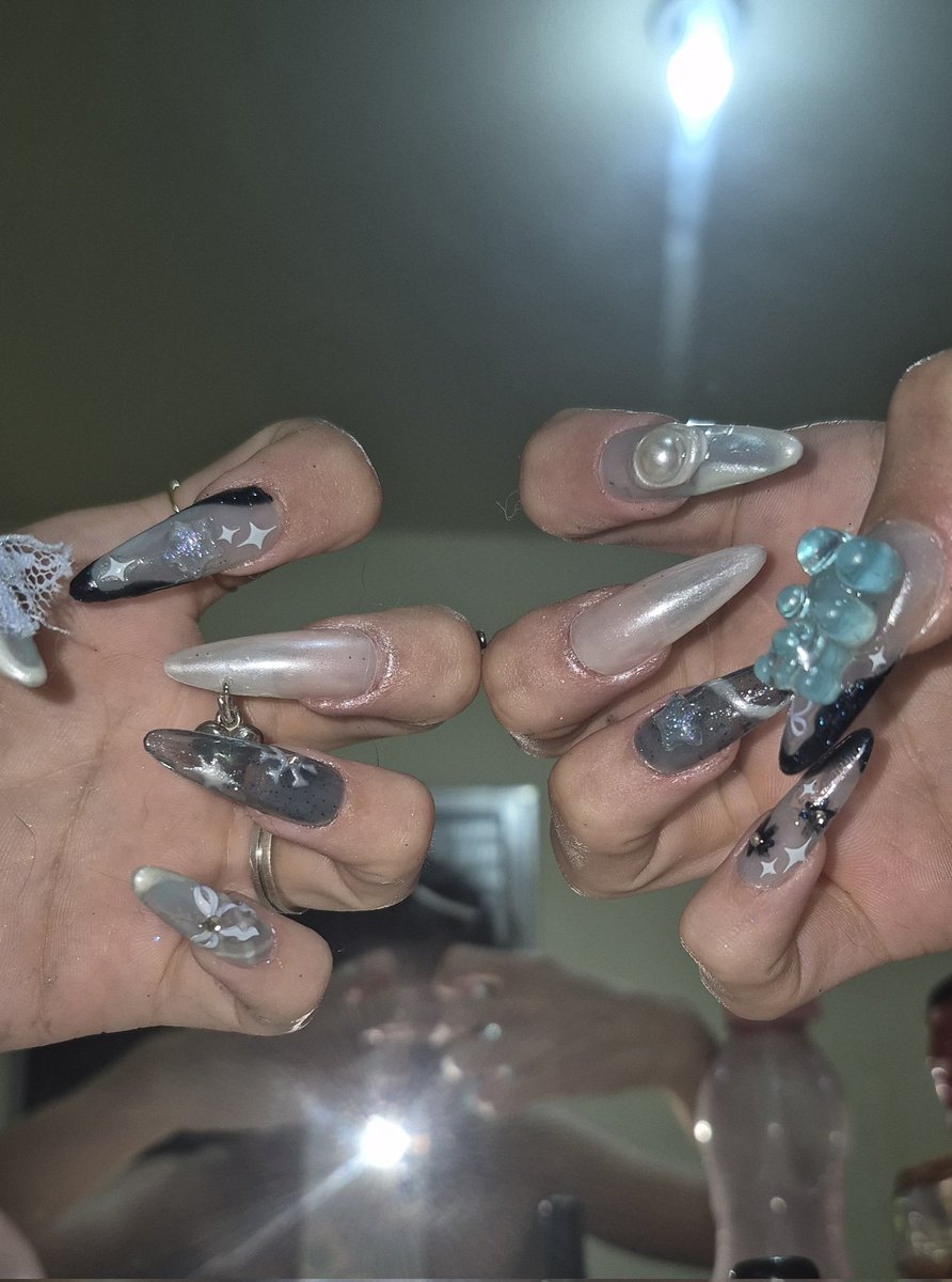 🍒 𝒶𝓃𝒶𝓈𝓉𝒶𝓈𝒾𝒶 |안나 🍒 tweet media