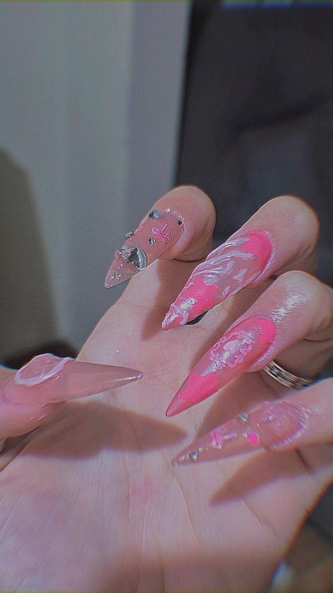 🍒 𝒶𝓃𝒶𝓈𝓉𝒶𝓈𝒾𝒶 |안나 🍒 tweet media