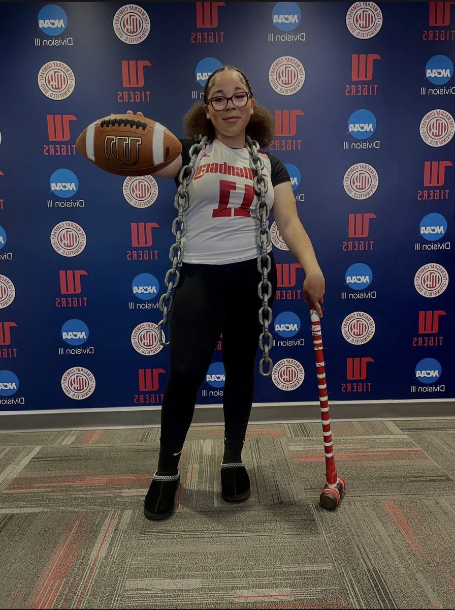 Clark Cougars™ tweet media