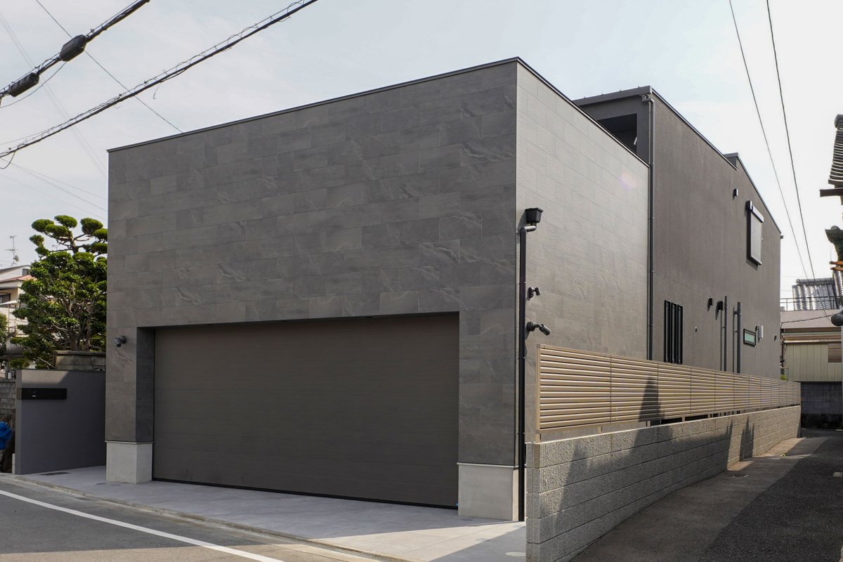taiko_architect's tweet photo. 【ブログ更新】

こんにちは、タイコーアーキテクトです。

先日は大阪府東大阪市「麗の家」のお引渡しでした。

お家の中の様子を少し紹介しておりますので、詳しくは下記リンクよりブログをご覧ください。

🔗https://t.co/tQB6z12zn8 https://t.co/6wCNdfne7v