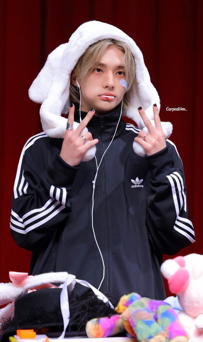 한유니(테이라♡ tweet media