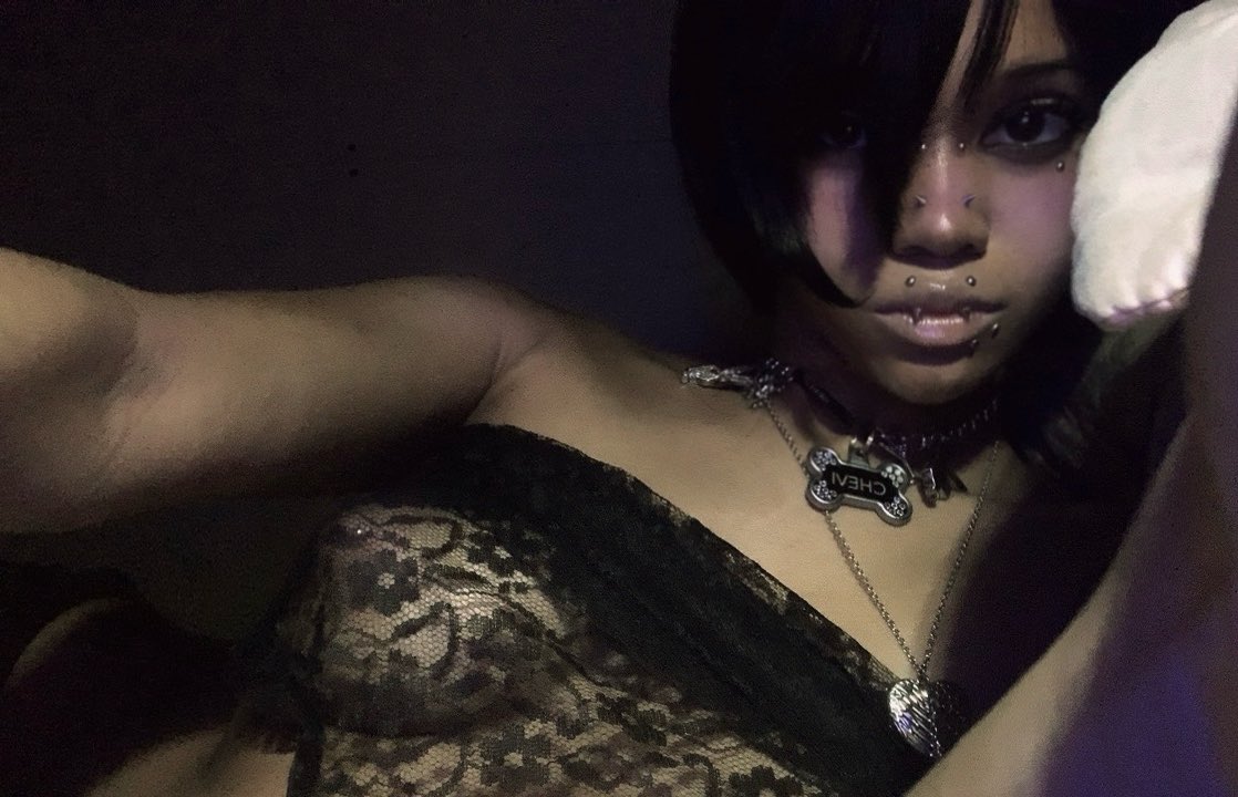 Jane doe tweet media