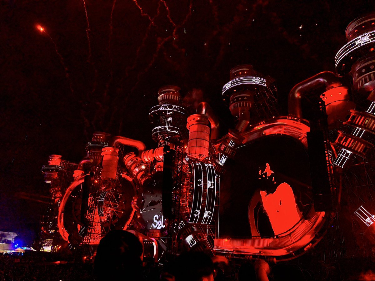 BarsThailand's tweet image. As anticipated, yesterday’s S2O Festival was awesome as usual! Got totally drenched 💦🤣🤣🐓
#Thailand #Bangkok #Asiangirls