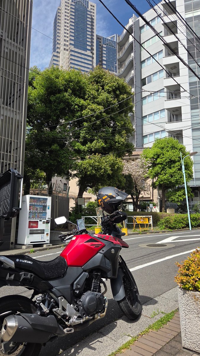 2003_tomo's tweet photo. #新宿#板橋#ツーリング https://t.co/zUd9hJByEn