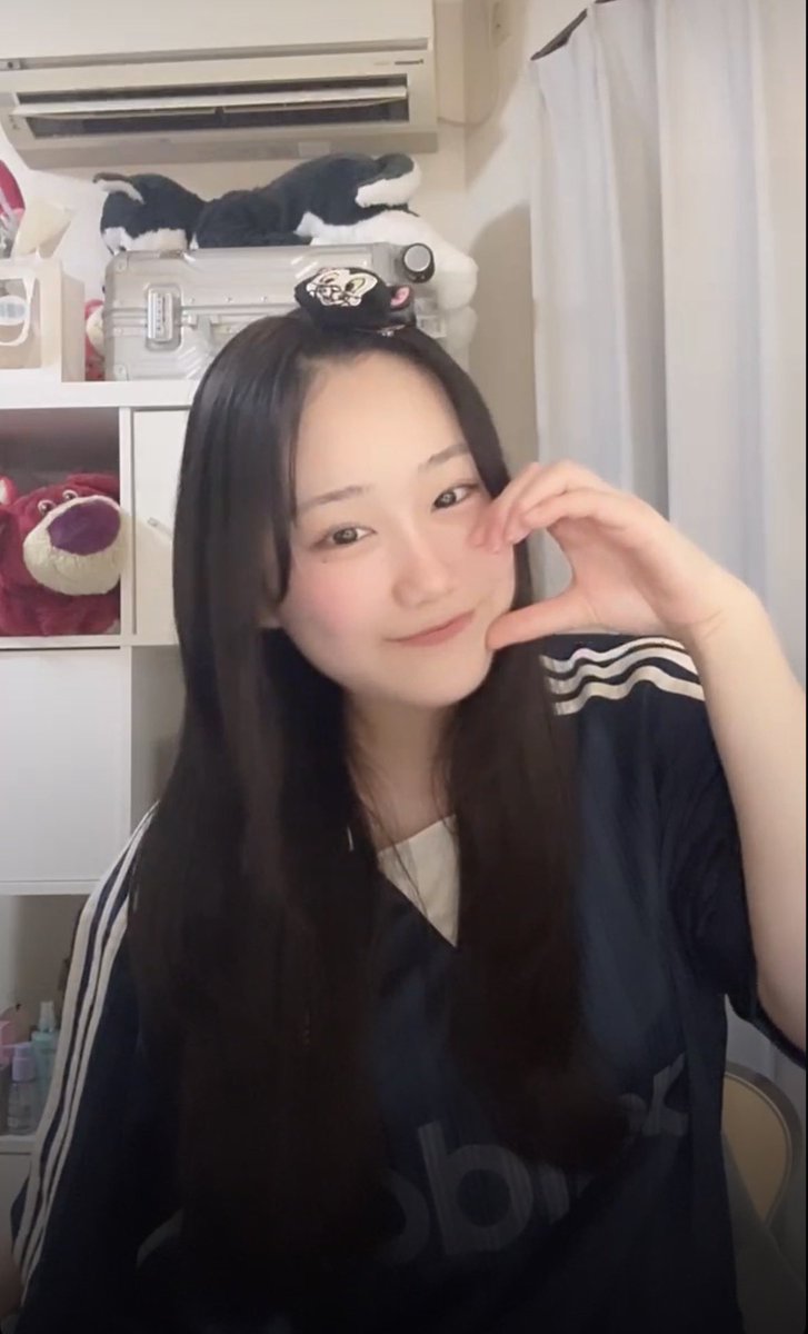 いおりん tweet media