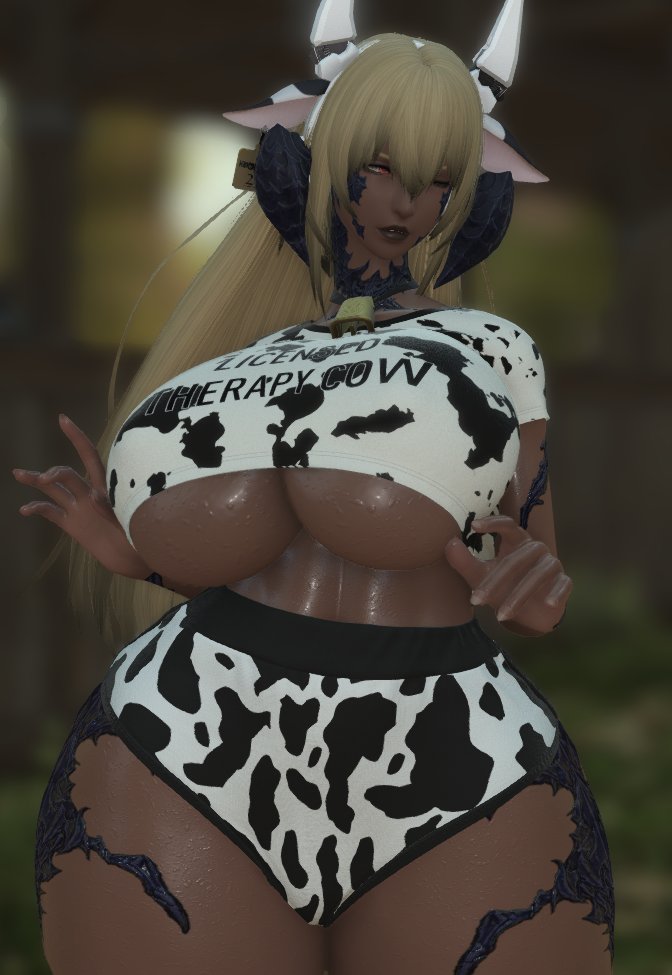 AlearXIV's tweet photo. I'll do *anything* if you pay me enough gil for it, even if it means wearing a dumb cow costume （︶^︶）🐮🖤#ffxivnsfw #ffxivlewd https://t.co/Jju707z04d