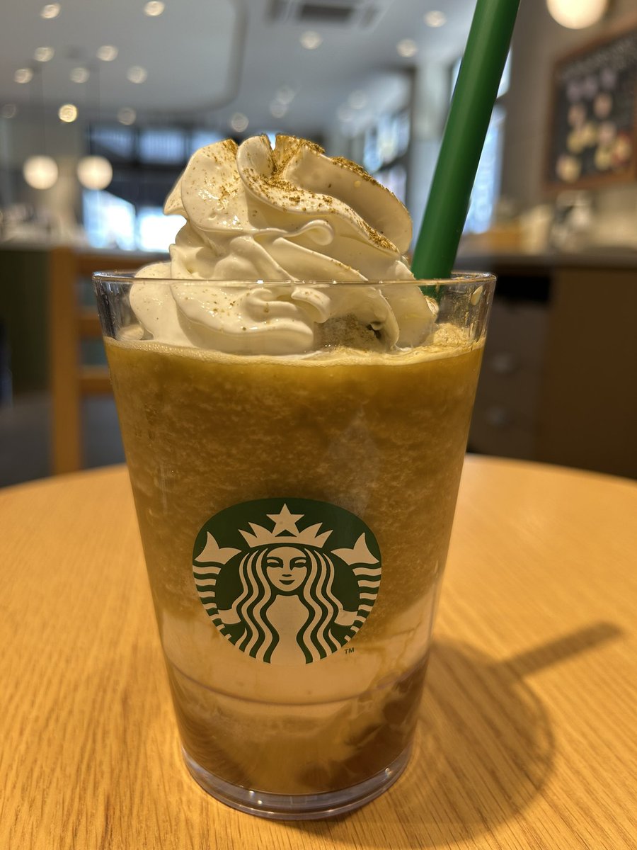 ChiviTamago's tweet photo. スタバクエスト、ほうじ茶

これ美味しかった❣️
店員さんと少し話したら、コーヒーゼリーとほうじ茶とメロンで人気分かれてるって言ってた。

売り切れ店舗出てきたね💦
あとひとつ、クッキーを残すのみ❗️
明日飲むぞ‼️

4日連続で飲んでいたら、体重が1ｷﾛ太ってた😅

 #THESTARフラペチーノ https://t.co/uVu5DSIlI6