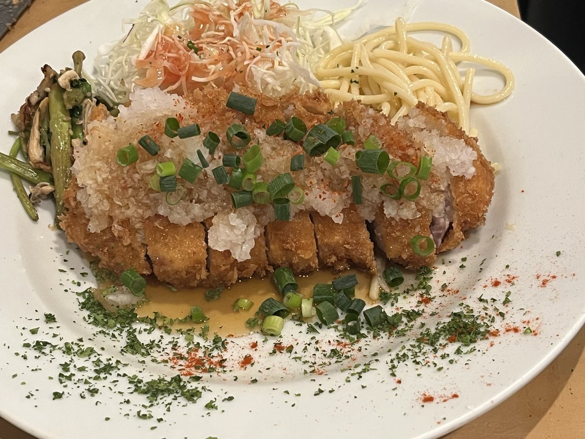 天然ライブロック　ポークカツレツ 4月12日(日)の日替わりは「豚ロースカツレツ 特製みぞれポン酢 1200