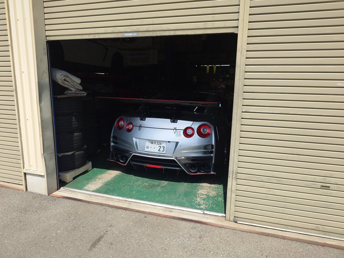 7PoCCFqGp9nHGvQ's tweet photo. デブオイル交換でーす🏎️
#ラッシュファクトリー
#RushFactory
#デブオイル交換 https://t.co/YrHxyCXKne