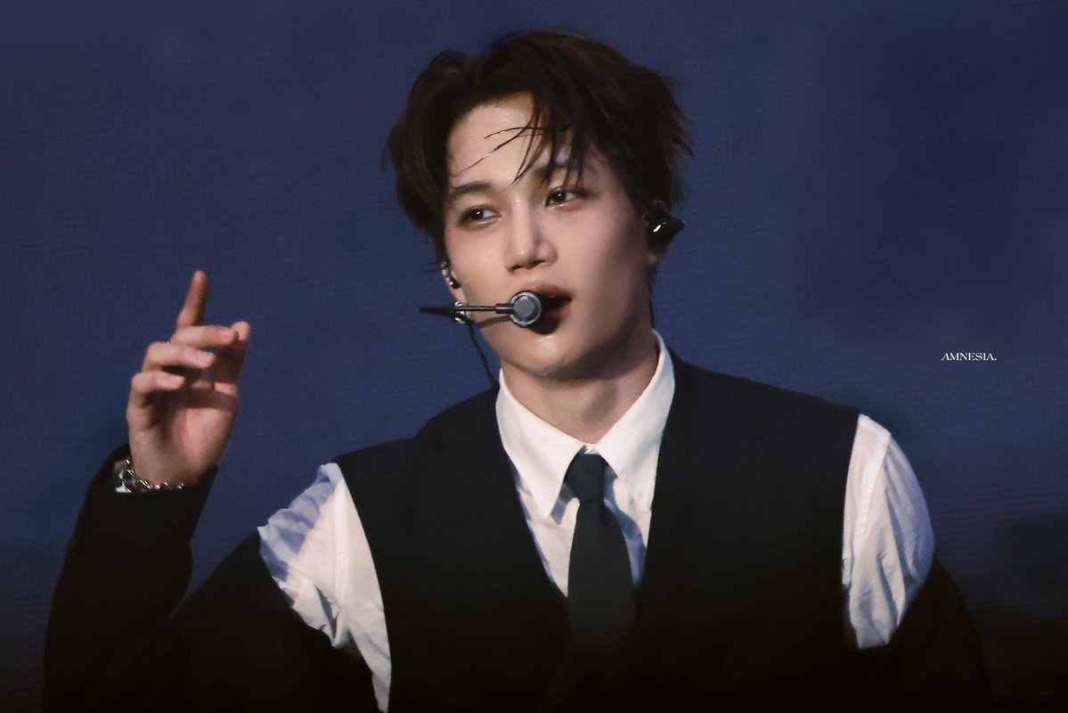 카이 얼굴 tweet media