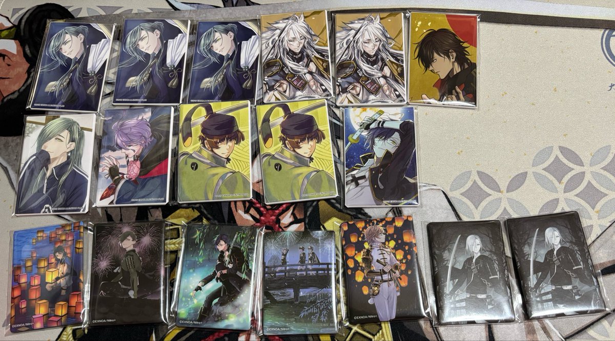 hanamoyume's tweet photo. 刀剣乱舞　とうらぶ　戦闘　内番　通常　軽装　二周年　跪坐　スクエア缶バッジ　交換

譲　三日月　鶴丸　歌仙　長谷部　石切丸　青江　小狐丸　髭切　膝丸　薬研　後藤　浦島　御手杵　明石　南泉　小夜　信濃　蜂須賀　大千鳥　篭手切　他画像参照

求　大典太光世

→ https://t.co/C4FmvUtbGR
