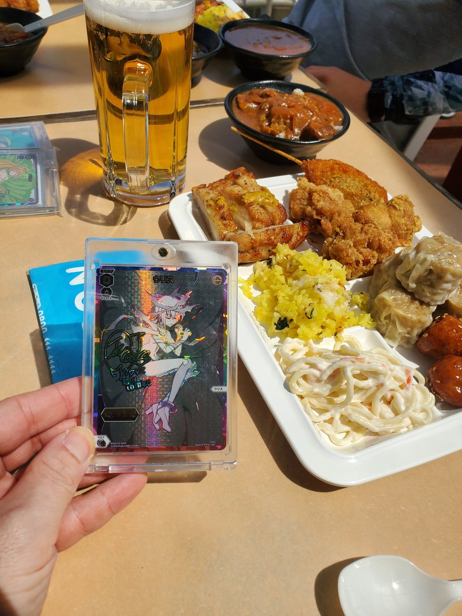 ウリス、高尾山ビュッフェだよ

高尾山ビュッフェ、ウリスだよ