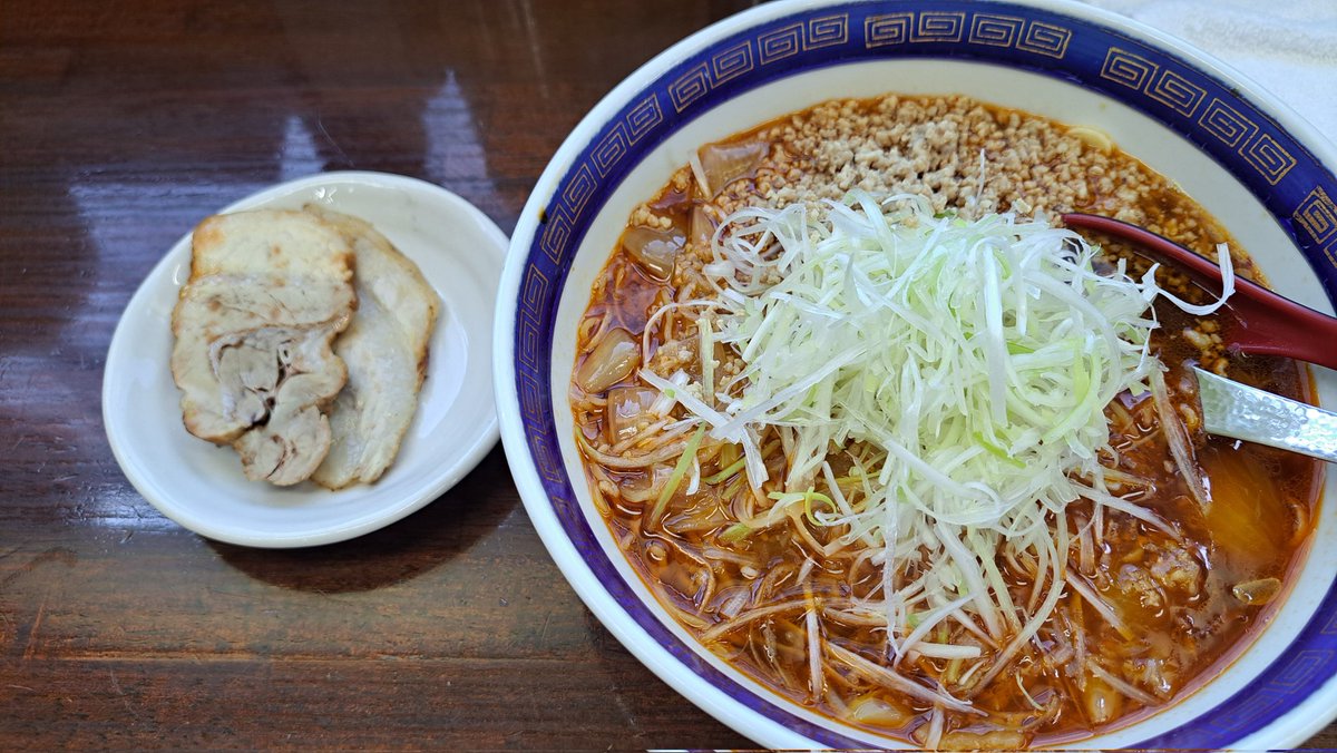 ty3713's tweet photo. 勝浦タンタンの江ざわさん
サービスチャーシューがついてくる優越感
#勝浦タンタン麺　#ラーメン https://t.co/KJgMDGv2DT