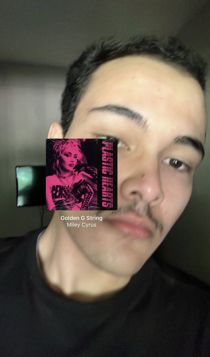 sam hollander tweet media