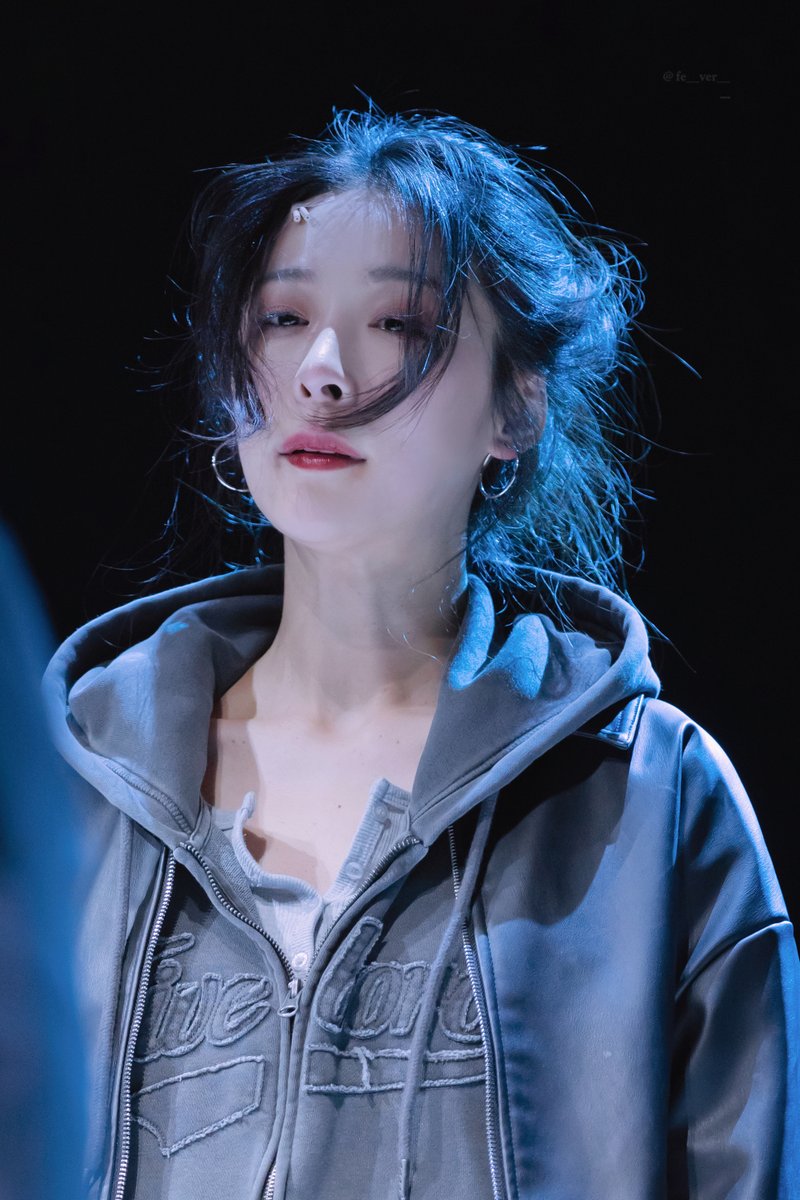 fe__ver__'s tweet photo. 260411 THE WASP 커튼콜
카알라 #정우연 https://t.co/yMfT5fP1Sq