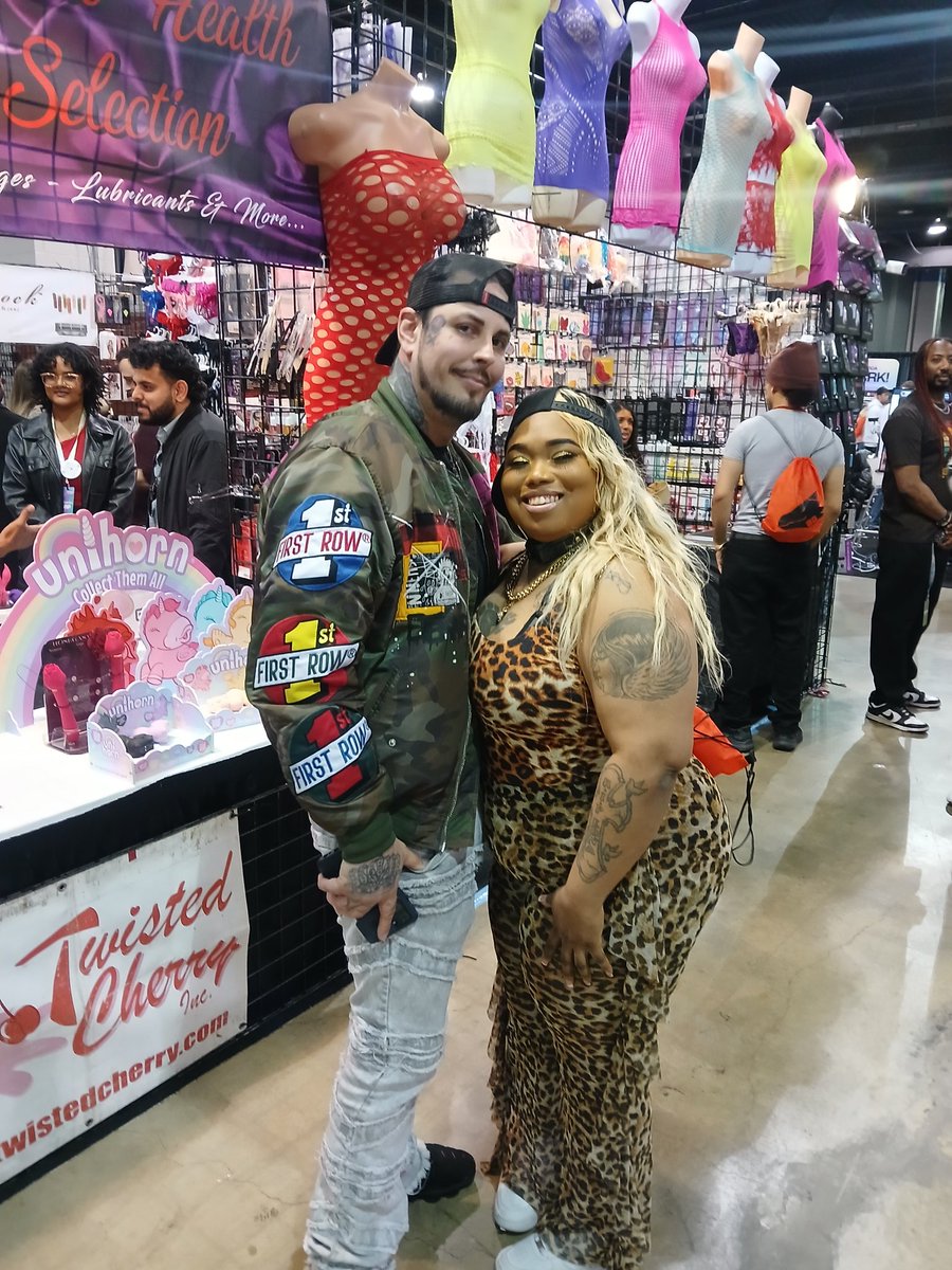 GODDESSXXX tweet media
