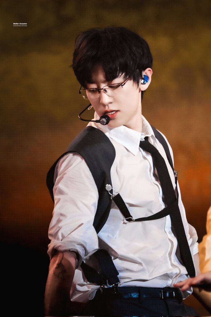 starfess's tweet photo. CHANYEOL MANIA MANA SUARANYA 😝🔥
-star absen dulu komunitas chanyeol mania 🤪 https://t.co/QXreZbF2tM