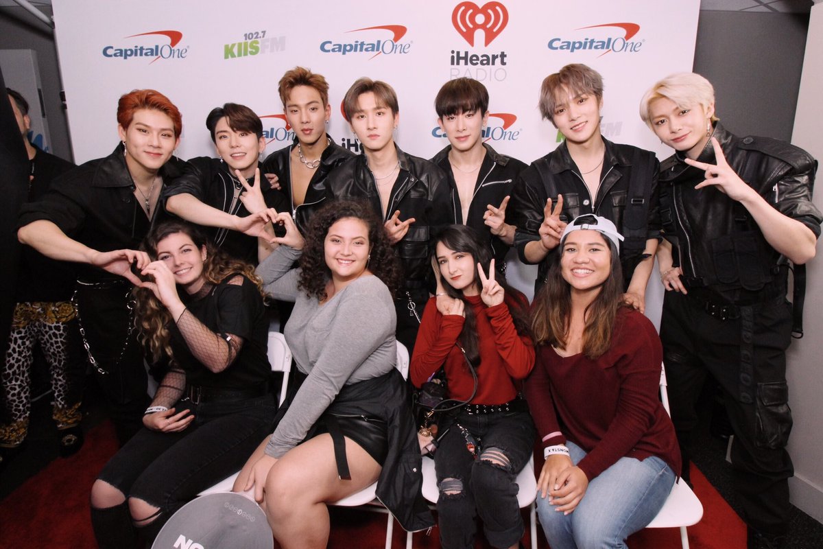 weishenderulo's tweet photo. Not that anyone’s questioning it but trust I’ve been an mbb since 2018 they’re my ult group.. promise there were die hard mbbs at the lounge https://t.co/P69KkGPqMk