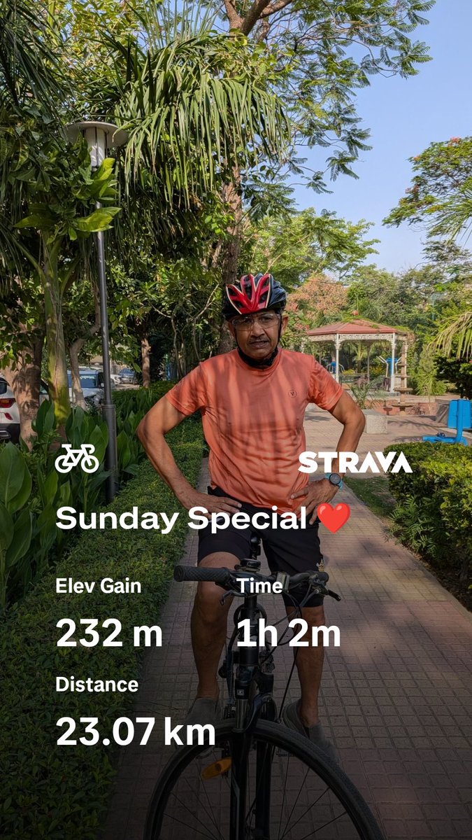 YashMor5's tweet image. Transforming Sundays into a day of triumph.
Every ride is a chance to clear my mind and fuel my journey.
#fitness #cycling #SundaysOnCycle
Check out my ride on Strava: strava.app.link/qH72FovBg2b