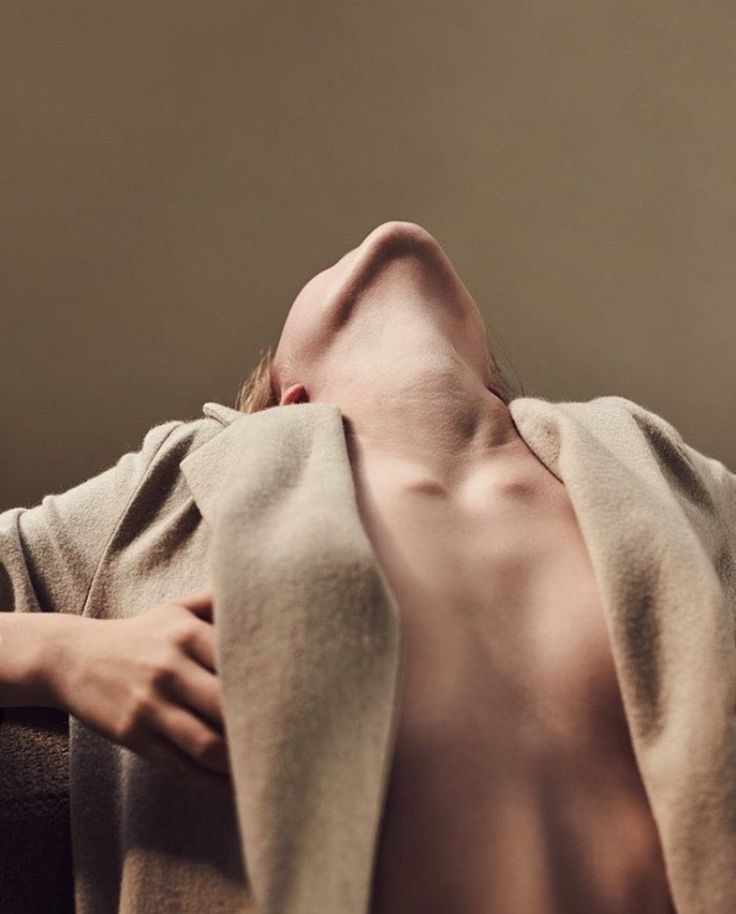 Neutralious tweet media